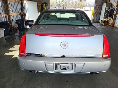 Used 2006 Cadillac DTS Luxury I image 3
