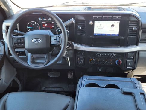 Used 2024 Ford F550 4x4 Crew Cab Super Duty image 13