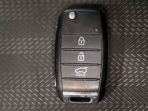Used 2020 Kia Sportage LX FWD image 32
