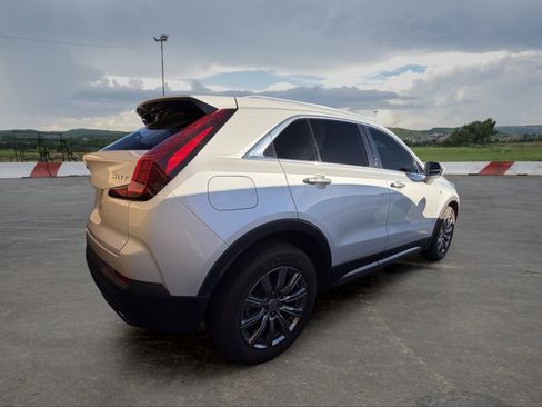 Used 2019 Cadillac XT4 Premium Luxury FWD image 3