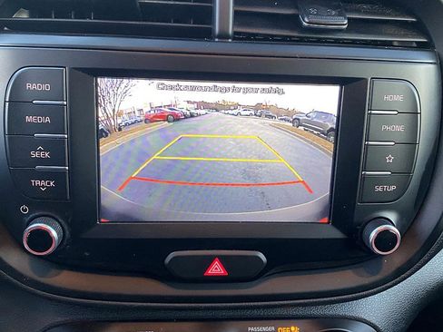 Used 2020 Kia Soul S image 19