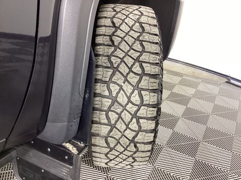 Used 2024 GMC Sierra 2500 AT4X AWD/4WD image 14