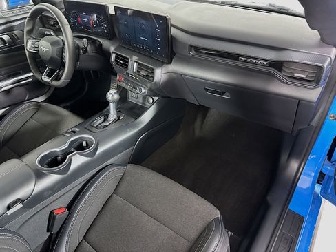 Used 2024 Ford Mustang Coupe image 28