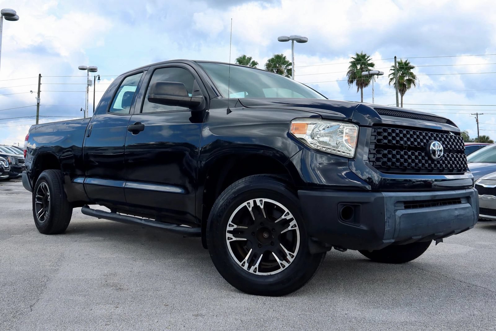 Used 2015 Toyota Tundra SR w/ Tow Package RWD image 1