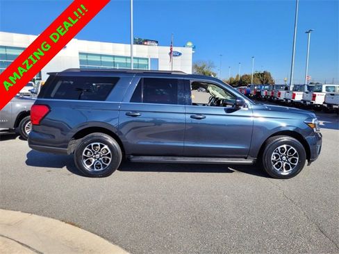Used 2022 Ford Expedition Max XLT image 11