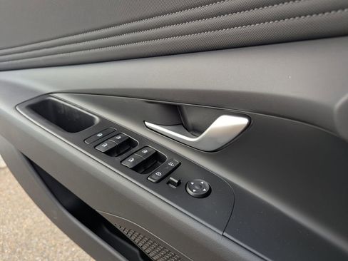 New 2026 Hyundai Elantra Limited image 15