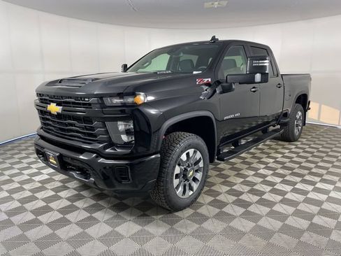 New 2026 Chevrolet Silverado 2500 Custom w/ Custom Value Package AWD/4WD image 1