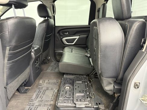 Used 2017 Nissan Titan SL image 47