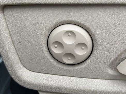 Used 2018 Audi Q5 2.0T Premium image 29