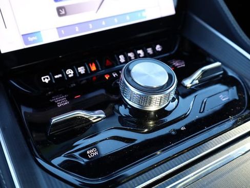 Used 2024 Jeep Grand Wagoneer Series II w/ Quick Order Packagew 28T image 21