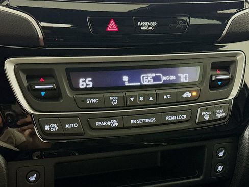 Used 2023 Honda Passport Elite image 16
