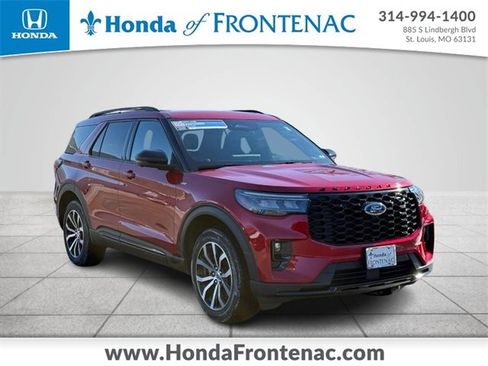 Used 2025 Ford Explorer ST-Line image 1