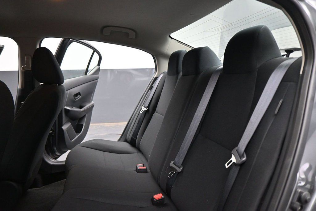 Used 2024 Nissan Sentra S FWD image 15