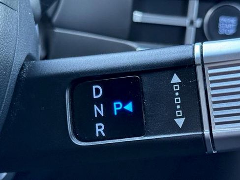 Used 2025 Hyundai Santa Fe SE FWD image 22