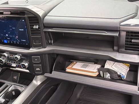 Used 2025 Ford F150 Lariat image 38
