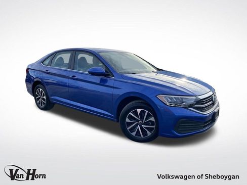 Used 2023 Volkswagen Jetta S image 1