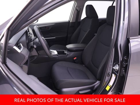 Certified 2025 Toyota RAV4 LE AWD/4WD image 4