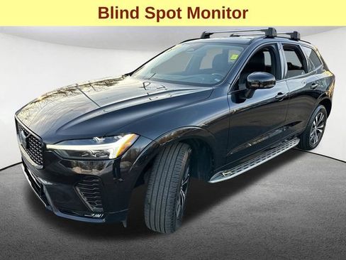 Used 2024 Volvo XC60 B5 Core AWD/4WD image 5