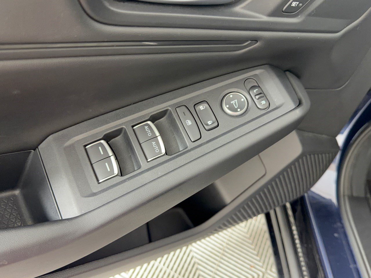 Certified 2025 Honda Accord EX-L image 15
