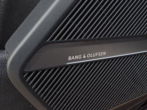 Used 2018 Audi Q5 2.0T Premium Plus w/ Premium Plus Package image 10