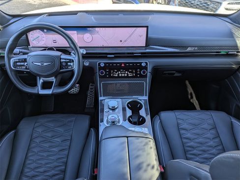 Used 2025 Genesis GV80 3.5T e-SC image 14