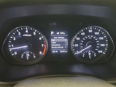 Used 2018 Hyundai Elantra GT image 18