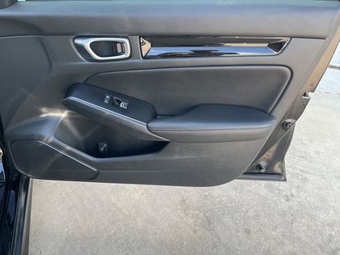 Used 2024 Honda Civic Touring image 17