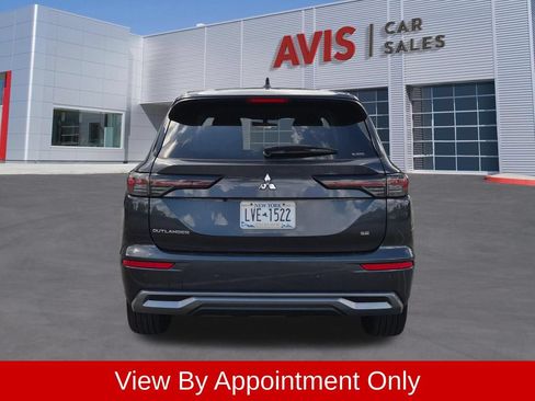 Used 2025 Mitsubishi Outlander SE AWD/4WD image 7