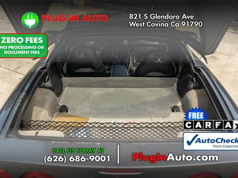 Used 2003 Chevrolet Corvette Coupe w/ Preferred Equipment Group RWD image 11