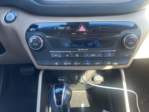 Used 2017 Hyundai Tucson SE Plus image 13
