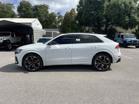 Used 2023 Audi RS Q8 w/ Black Optic Package AWD/4WD image 2