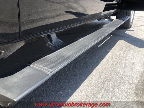 Used 2013 Chevrolet Avalanche LTZ AWD/4WD image 27