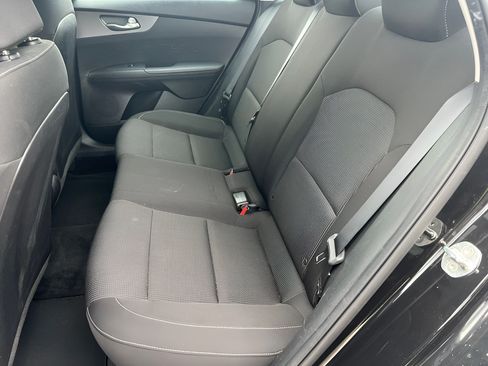 Used 2021 Kia Forte LXS FWD image 10