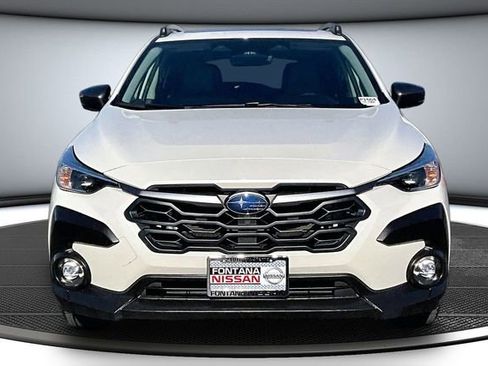 Used 2024 Subaru Crosstrek 2.0i Premium image 2