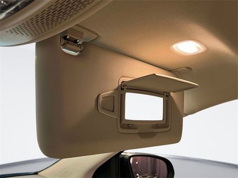 Certified 2022 Mercedes-Benz GLA 250 4MATIC image 32