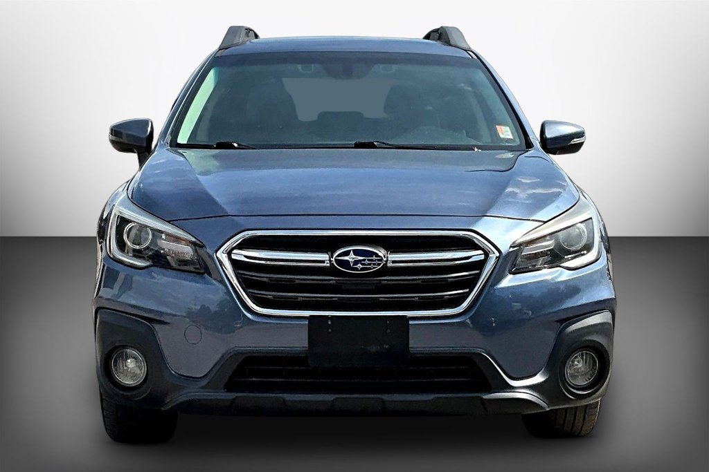 Used 2018 Subaru Outback 3.6R Limited AWD/4WD image 2
