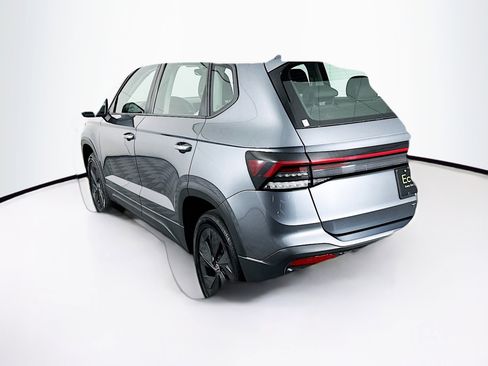 Used 2025 Volkswagen Taos S FWD image 5