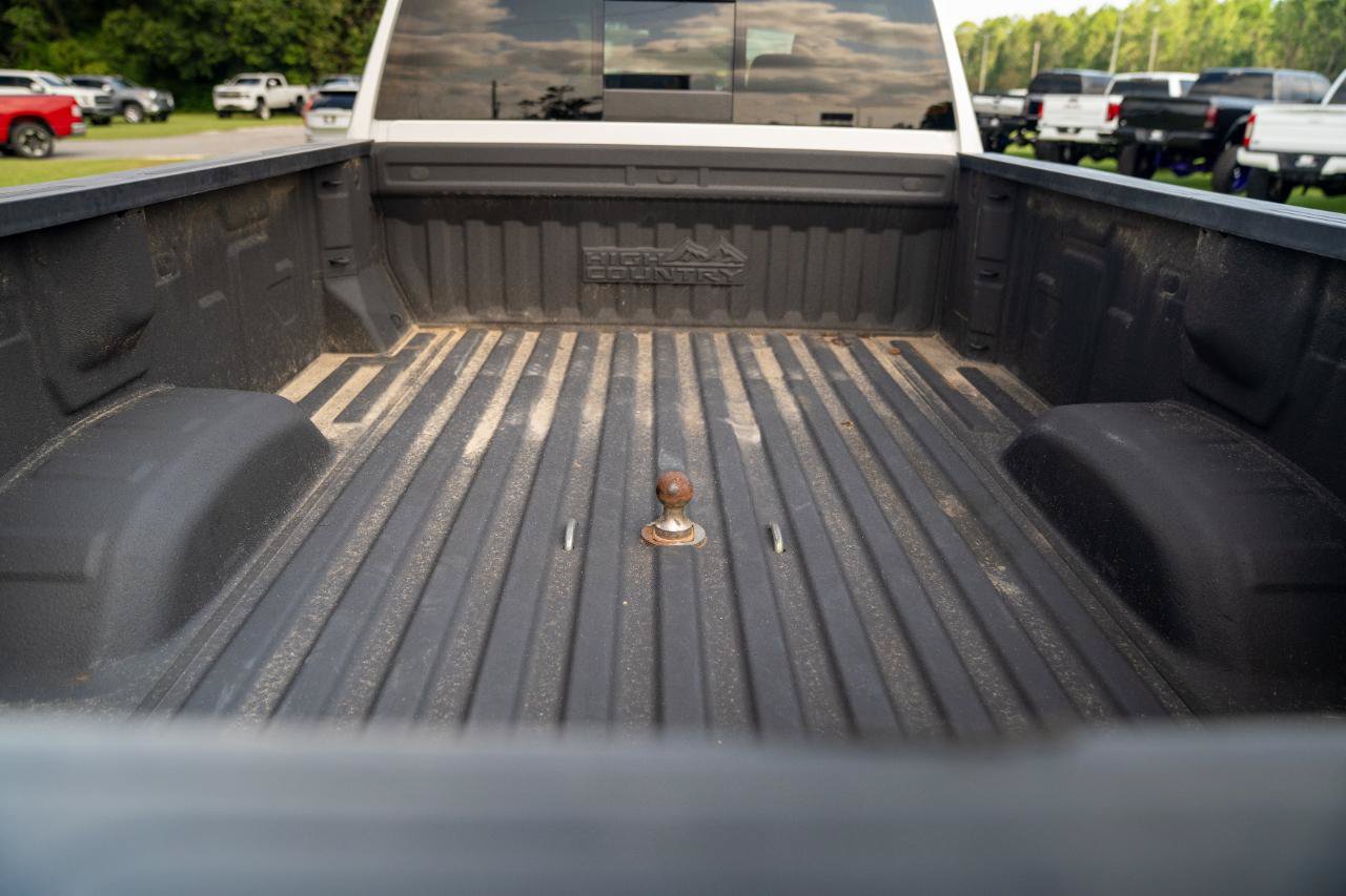 Used 2022 Chevrolet Silverado 3500 High Country w/ Safety Package II AWD/4WD image 18
