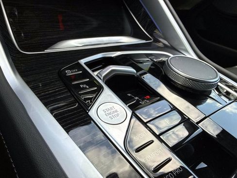 New 2026 BMW X6 xDrive40i w/ Climate Comfort Package AWD/4WD image 31