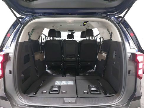 New 2026 Kia Carnival LXS image 14