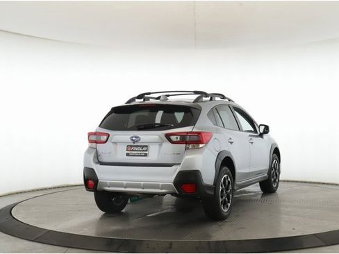 Used 2021 Subaru Crosstrek 2.0i Premium image 7