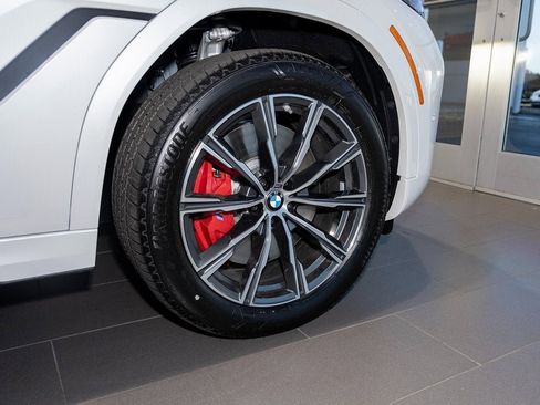 New 2026 BMW X6 M60i image 6