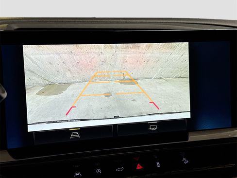 Used 2023 Chevrolet Silverado 1500 LT Trail Boss w/ Protection Package image 14