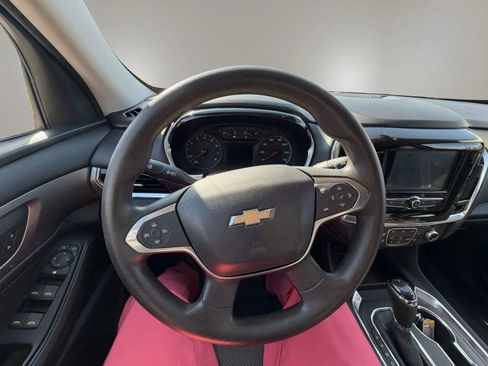 Used 2018 Chevrolet Traverse LS image 11