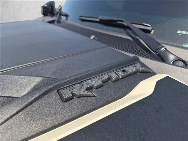 Used 2025 Ford Bronco Raptor AWD/4WD image 10