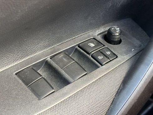 Used 2024 Toyota Corolla LE FWD image 29