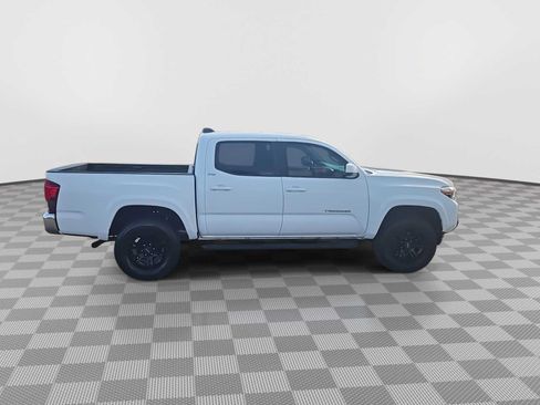 Used 2021 Toyota Tacoma SR5 RWD image 9
