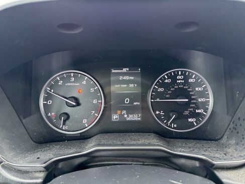 Used 2020 Subaru Outback Limited image 32