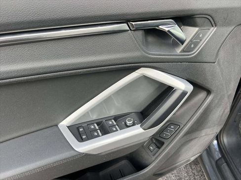 Used 2022 Audi Q3 2.0T Premium image 15