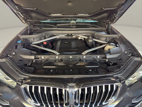 Used 2019 BMW X5 xDrive40i w/ Convenience Package AWD/4WD image 22